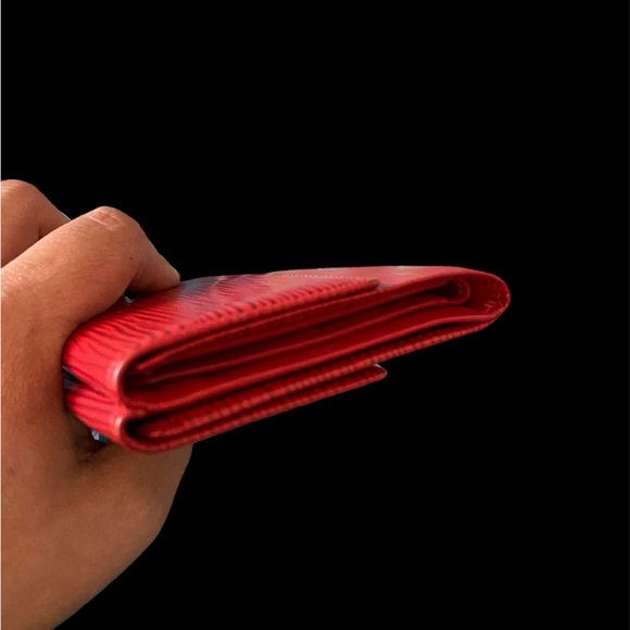 Authentic Louis Vuitton EPI Red Trifold Wallet - Picture 3 of 8